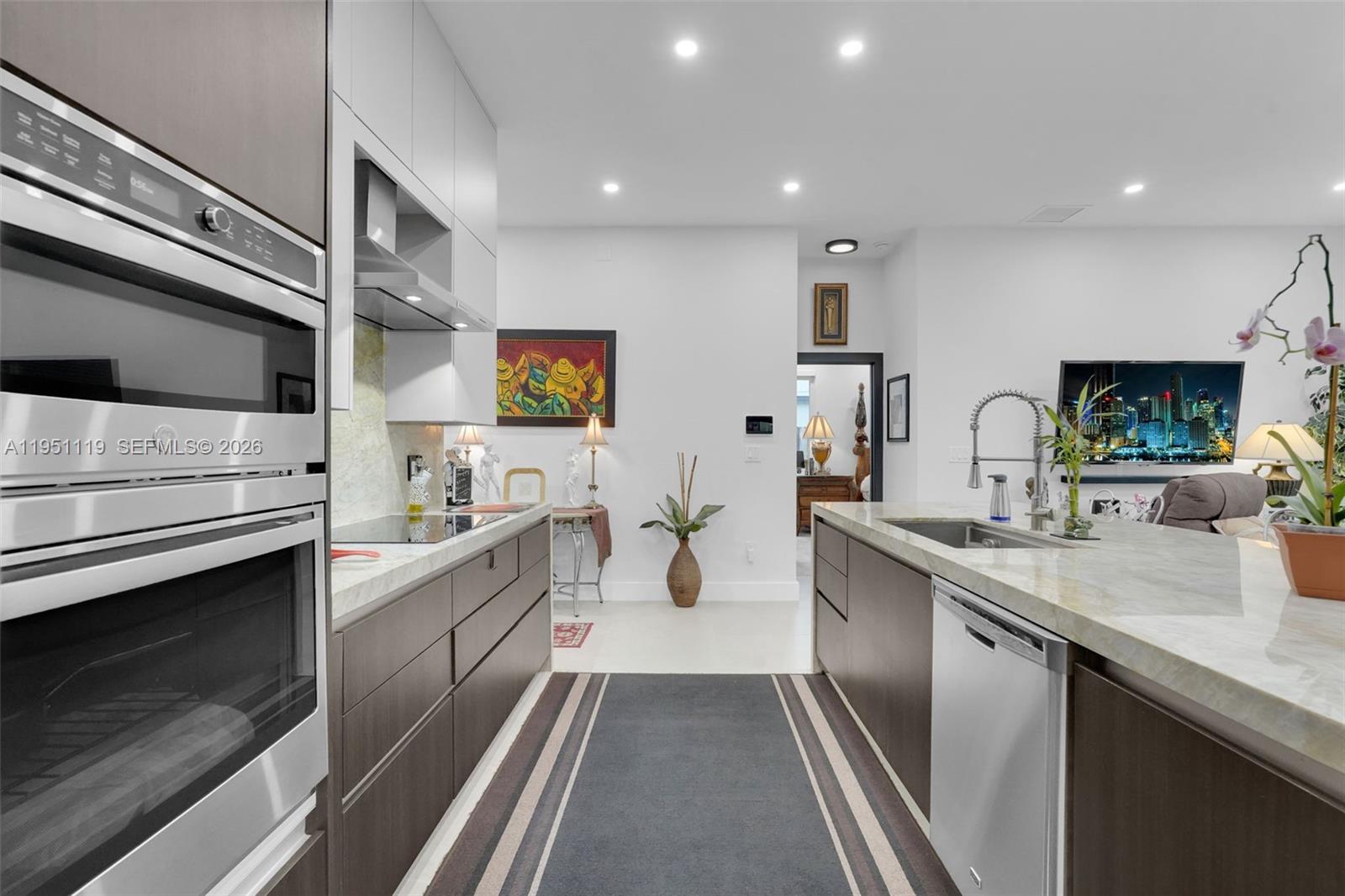 PARADISE REEF - Residential