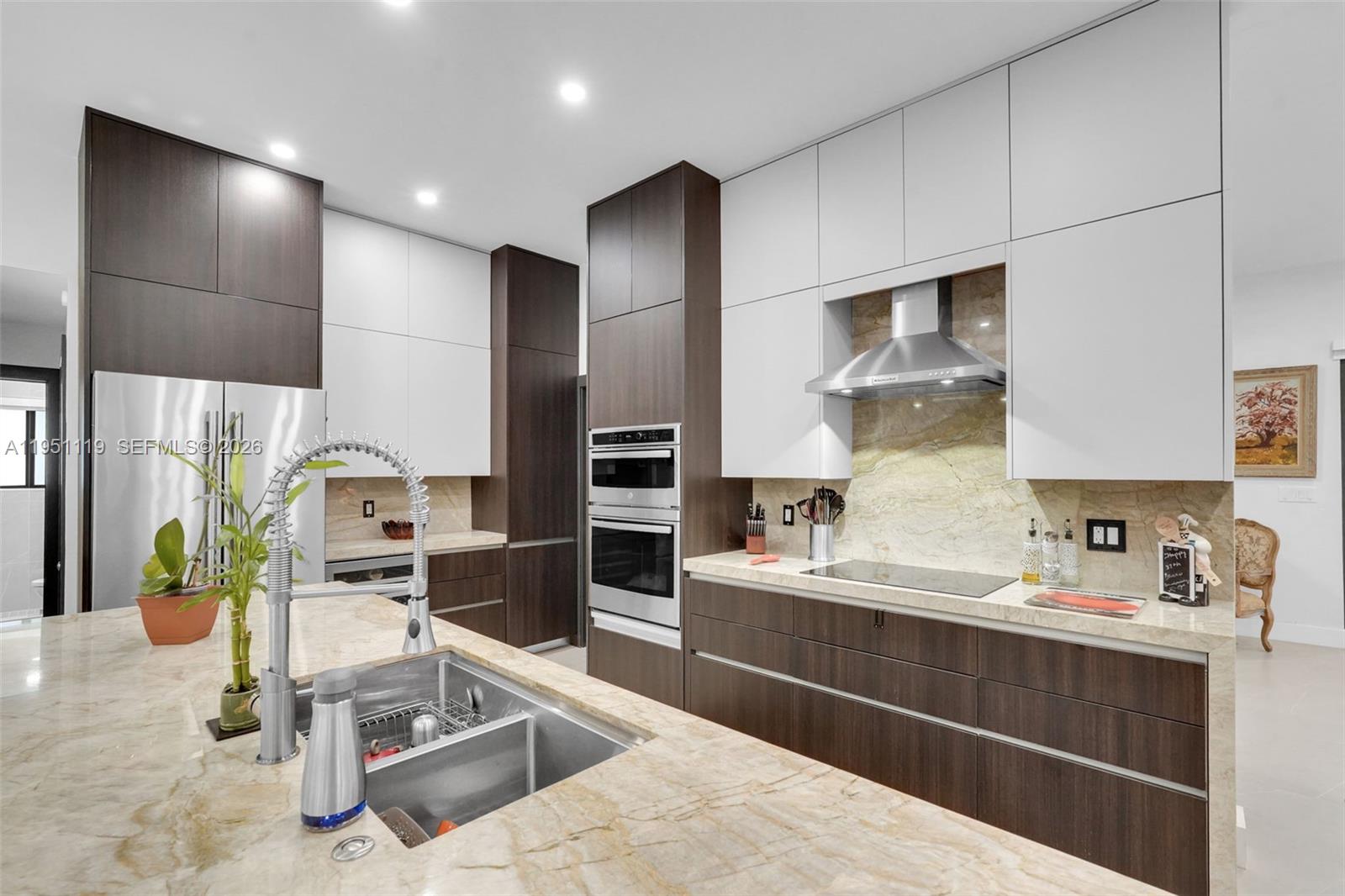 PARADISE REEF - Residential