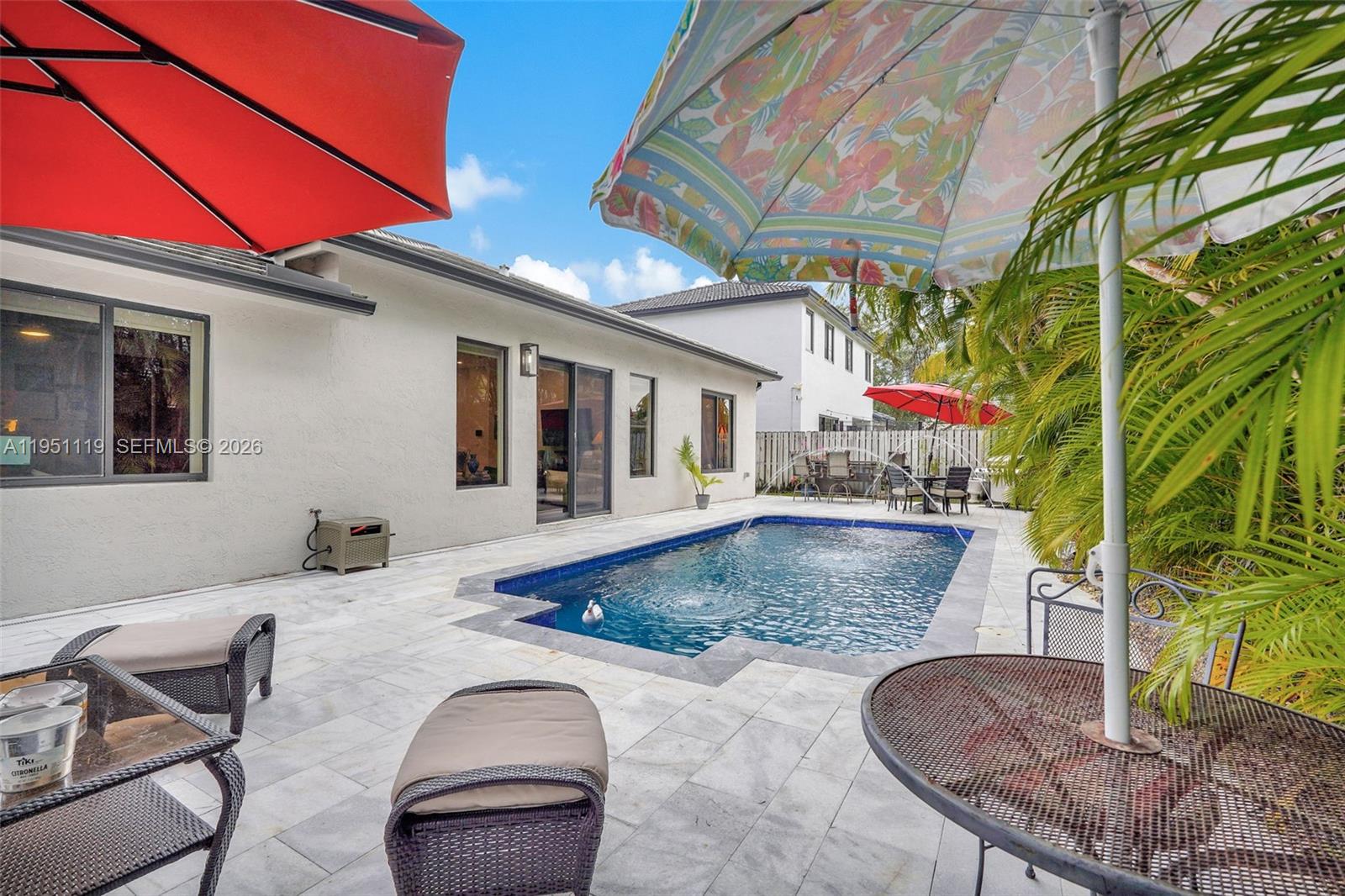 PARADISE REEF - Residential