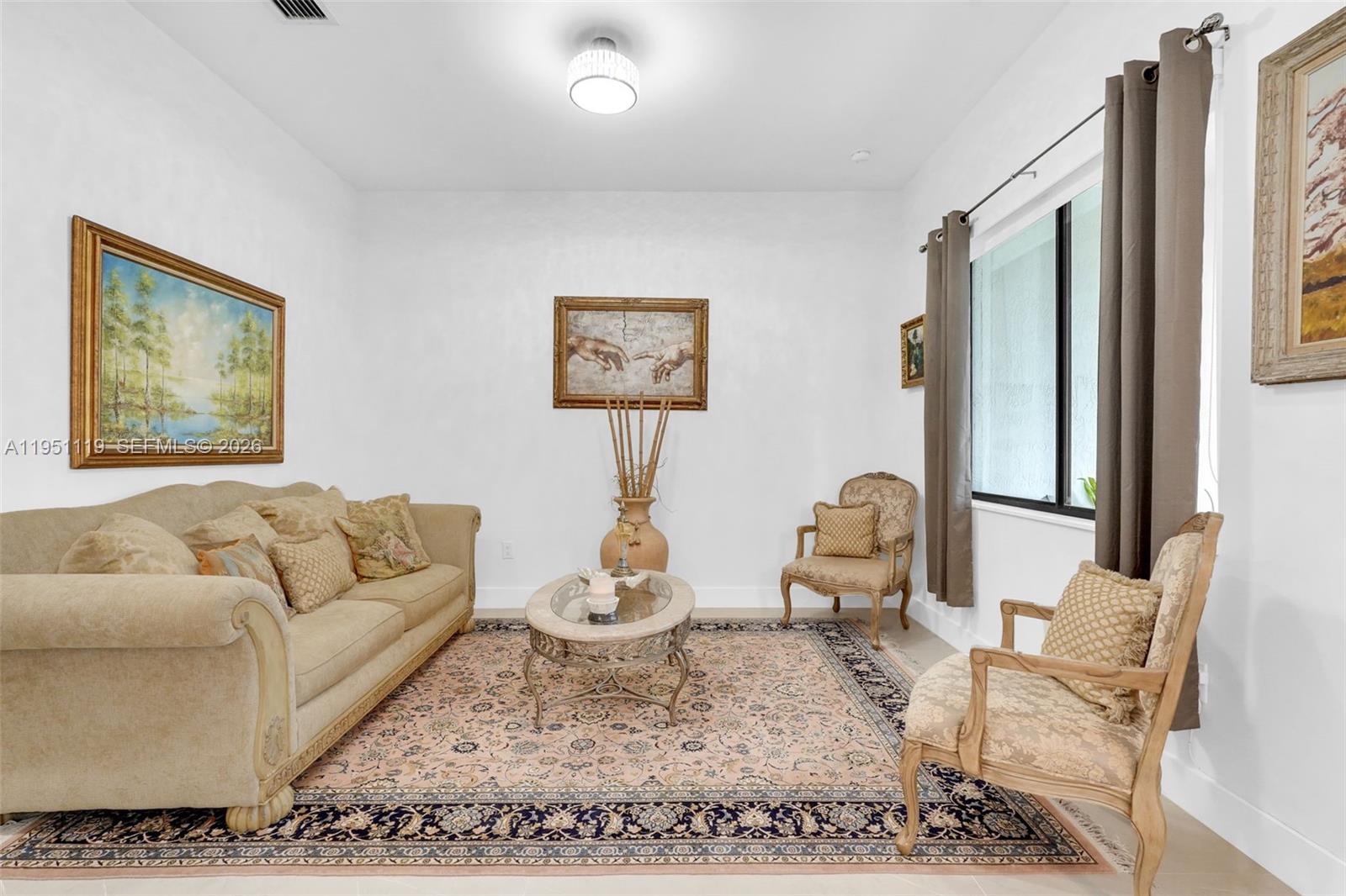 PARADISE REEF - Residential