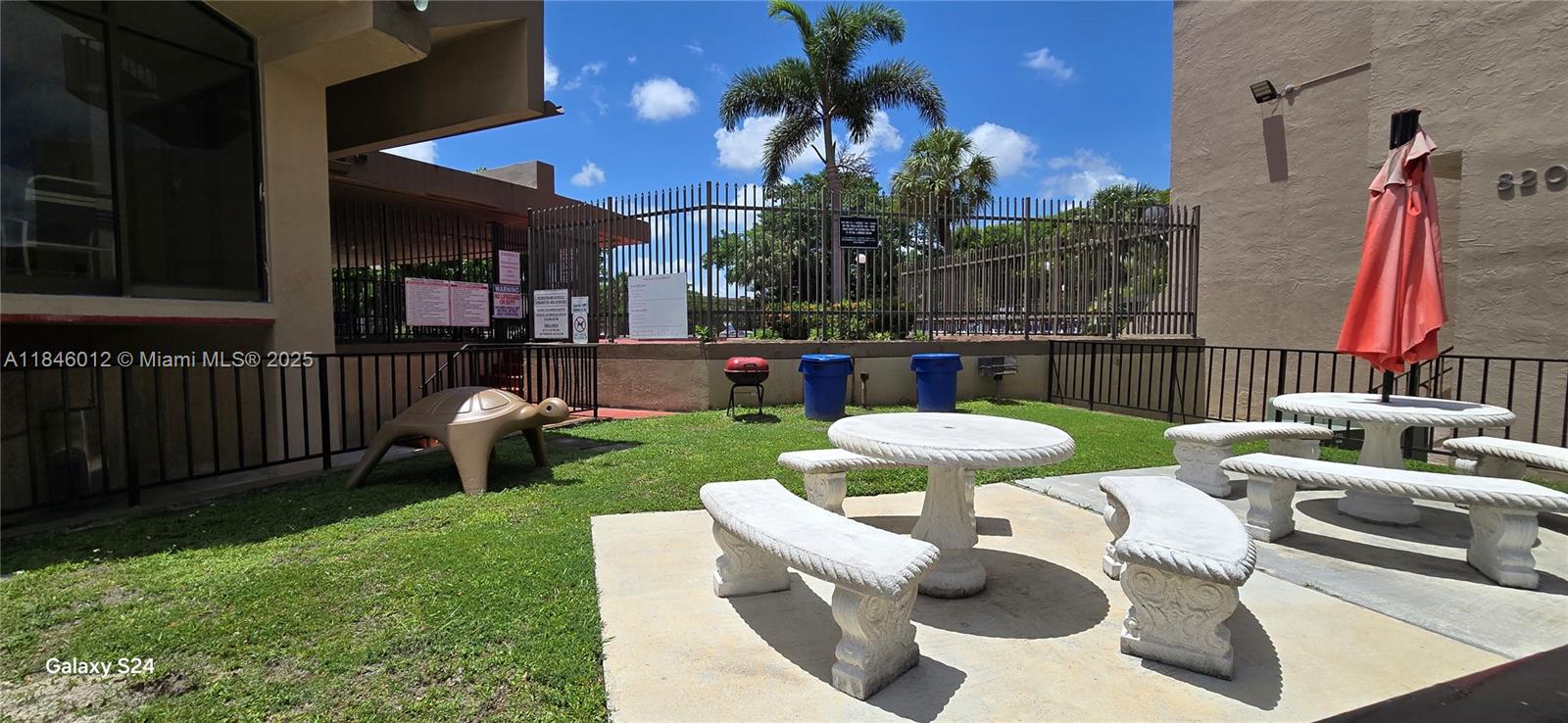 PINEBARK CONDO NO 1 - Residential