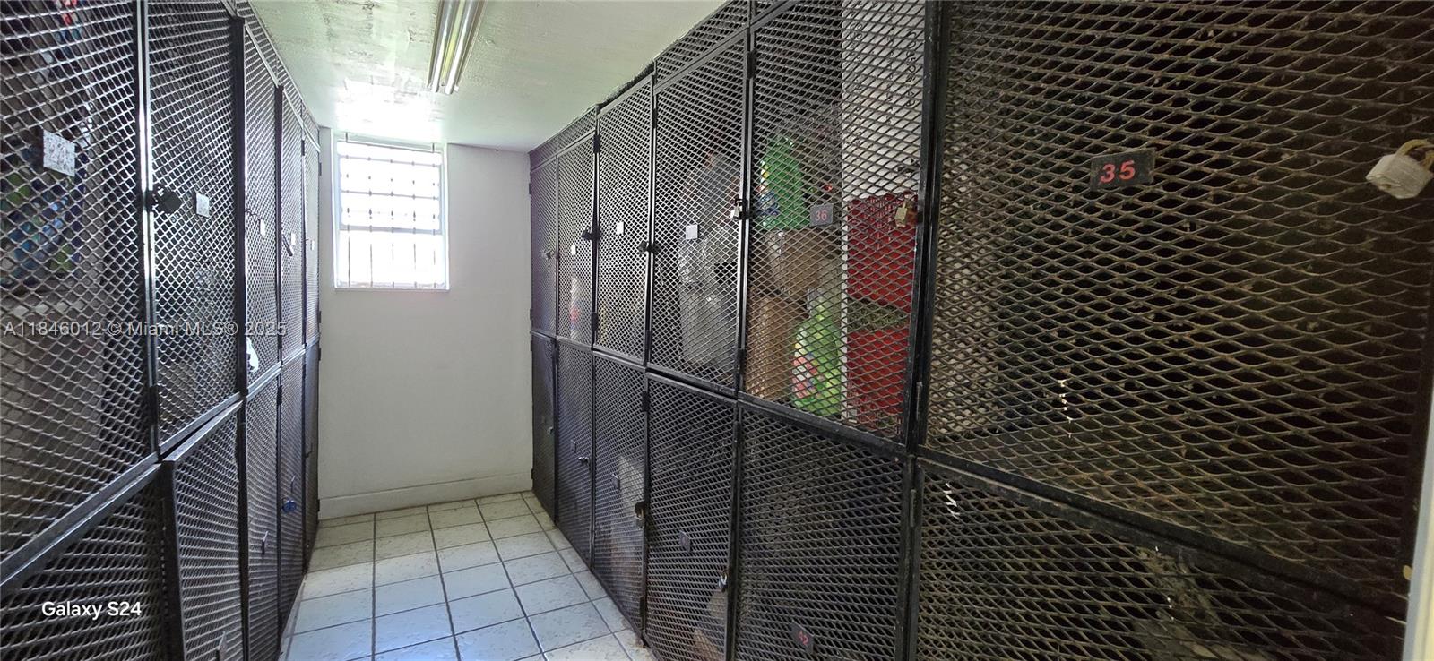 PINEBARK CONDO NO 1 - Residential