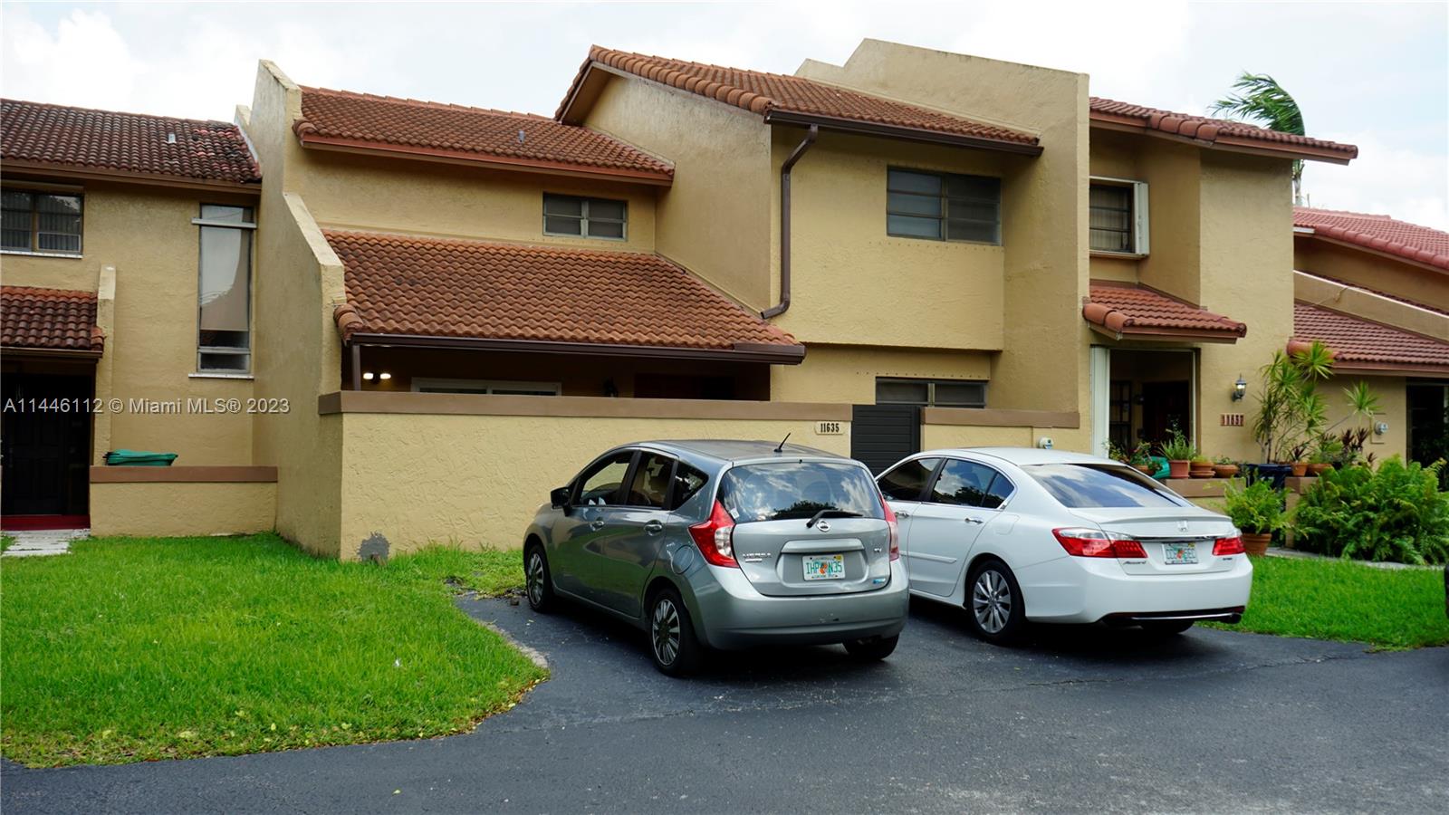 VALLEYS OF KENDALL - Residential