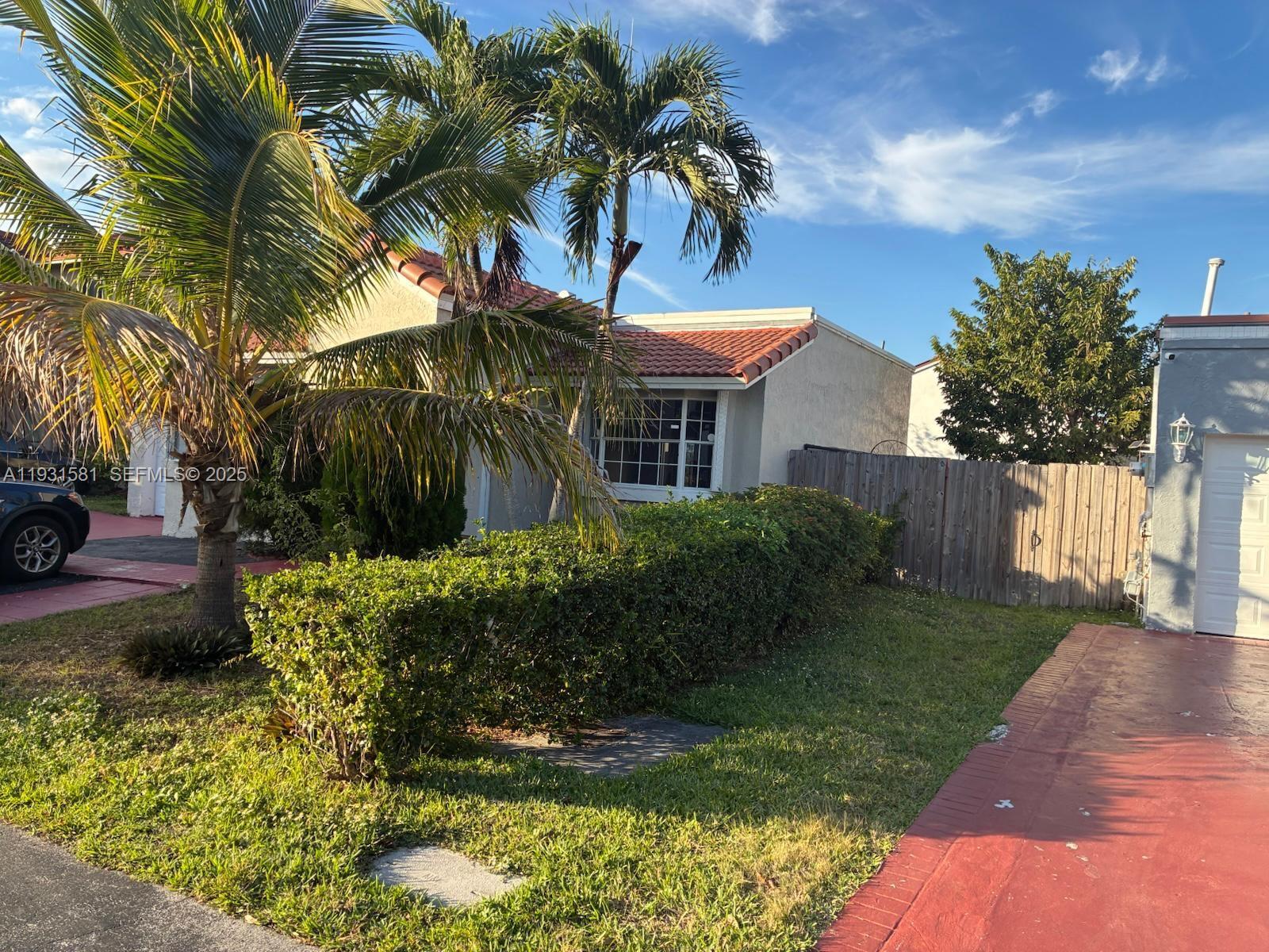 16055 SW 112th Ter 16055