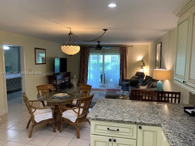 VILLAS ON THE GREEN CONDO - Residential Lease