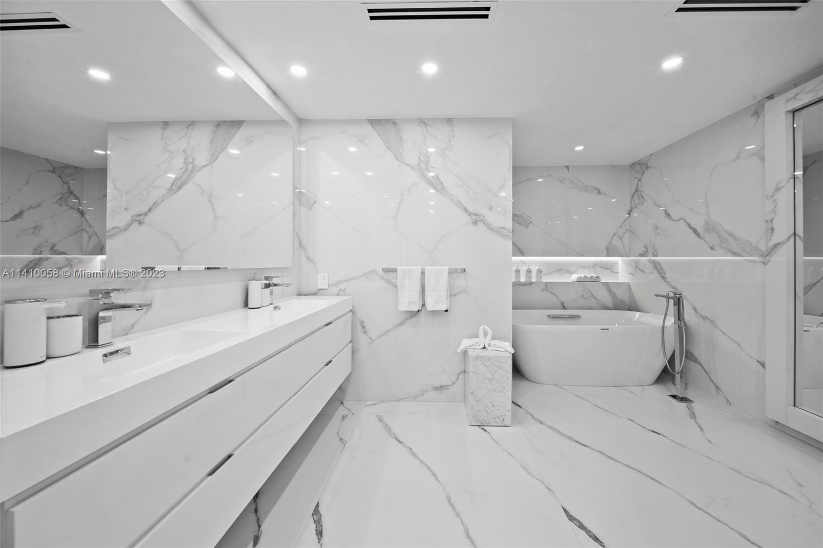 BAYSIDE VILLAGE CONDO - Residential