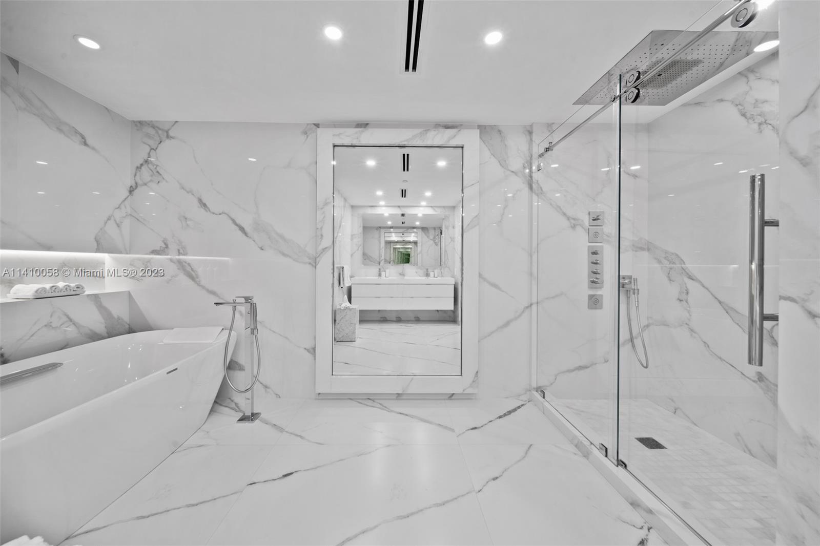 BAYSIDE VILLAGE CONDO - Residential