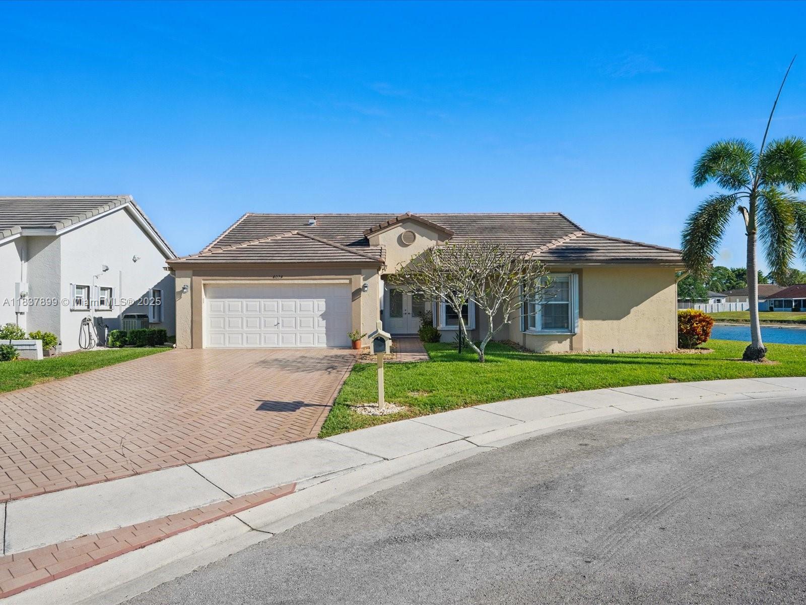 4024 Summer Chase Ct, Lake Worth, FL, 33467/$565,000 1 4024 Summer Chase Ct