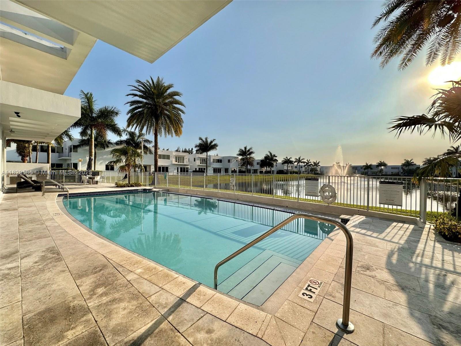 DORAL COMMONS RESIDENTIAL - Residential Lease