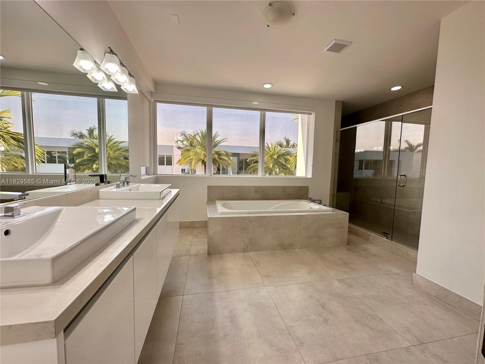 DORAL COMMONS RESIDENTIAL - Residential Lease