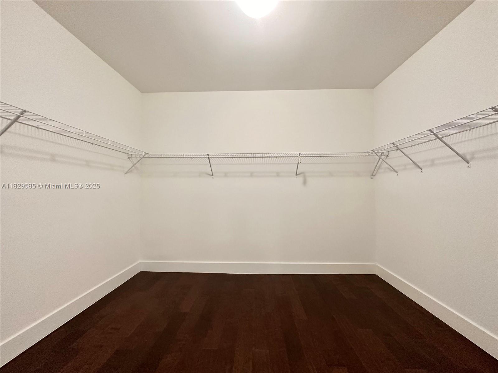 DORAL COMMONS RESIDENTIAL - Residential Lease