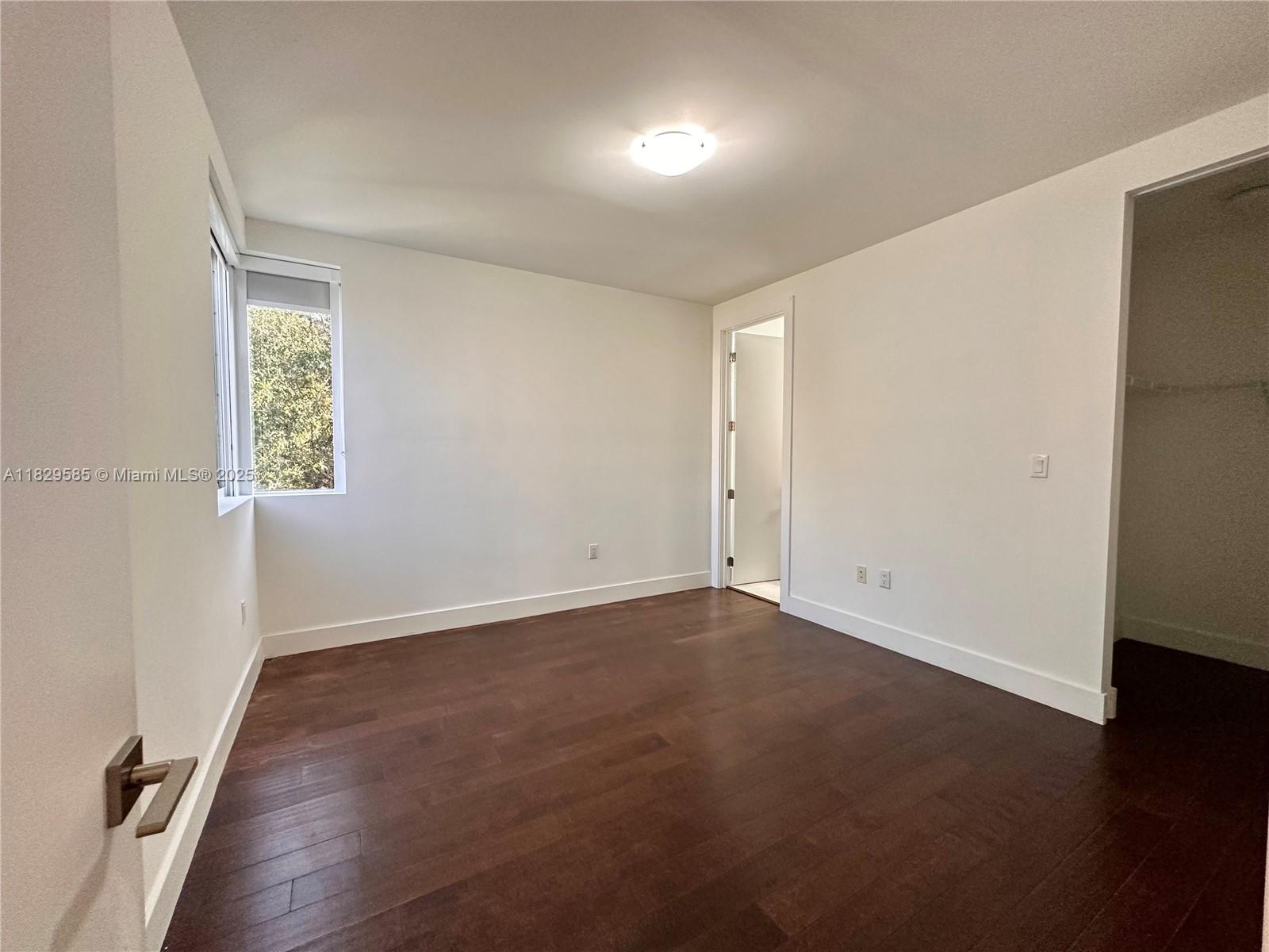 DORAL COMMONS RESIDENTIAL - Residential Lease