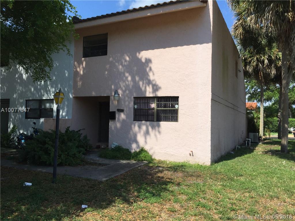 Find yourself in this great location, fee simple town home in Fulford By The Sea. Home is a handyman special, can truly be made into a special place.