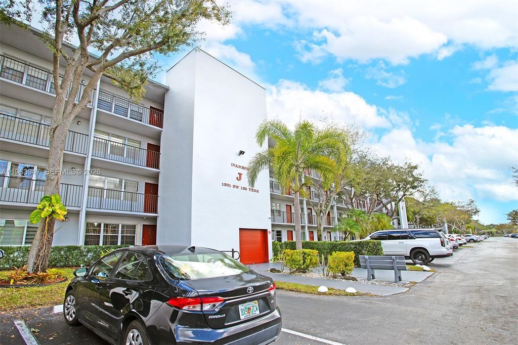 Photo of 1301 SW 135th Ter #413J, Pembroke Pines, FL 33027 (MLS # A11963947)