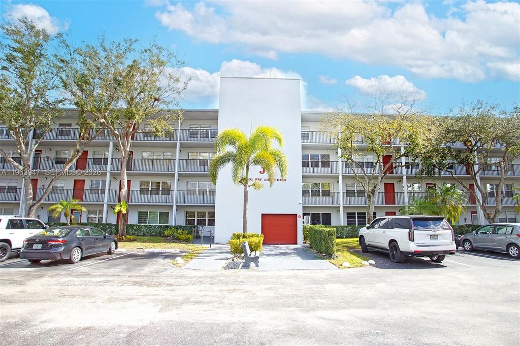 Photo of 1301 SW 135th Ter #413J, Pembroke Pines, FL 33027 (MLS # A11963947)
