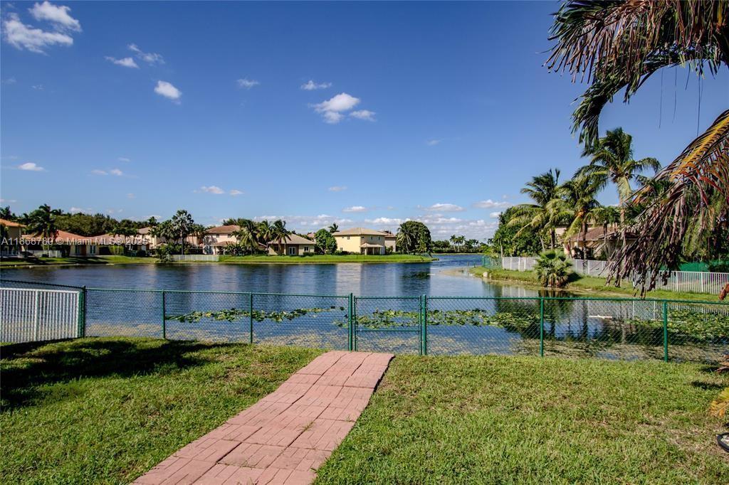 POD 13 AT MONARCH LAKES - Residential