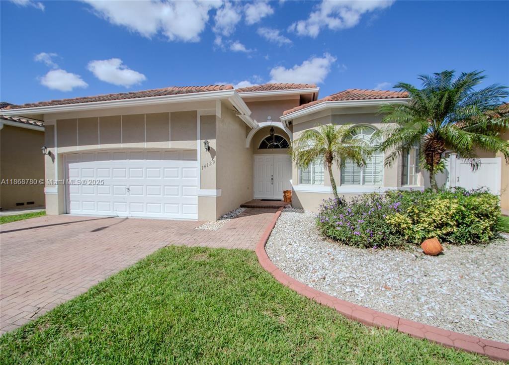 POD 13 AT MONARCH LAKES - Residential