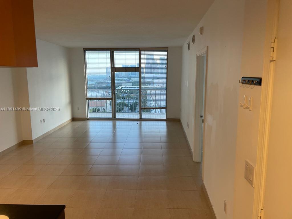 1750 N Bayshore Dr 1710