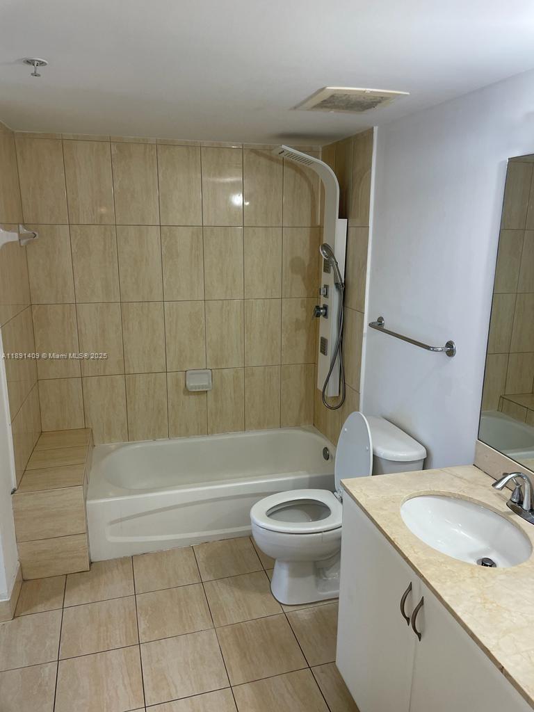 OPERA TOWER CONDO - Residential