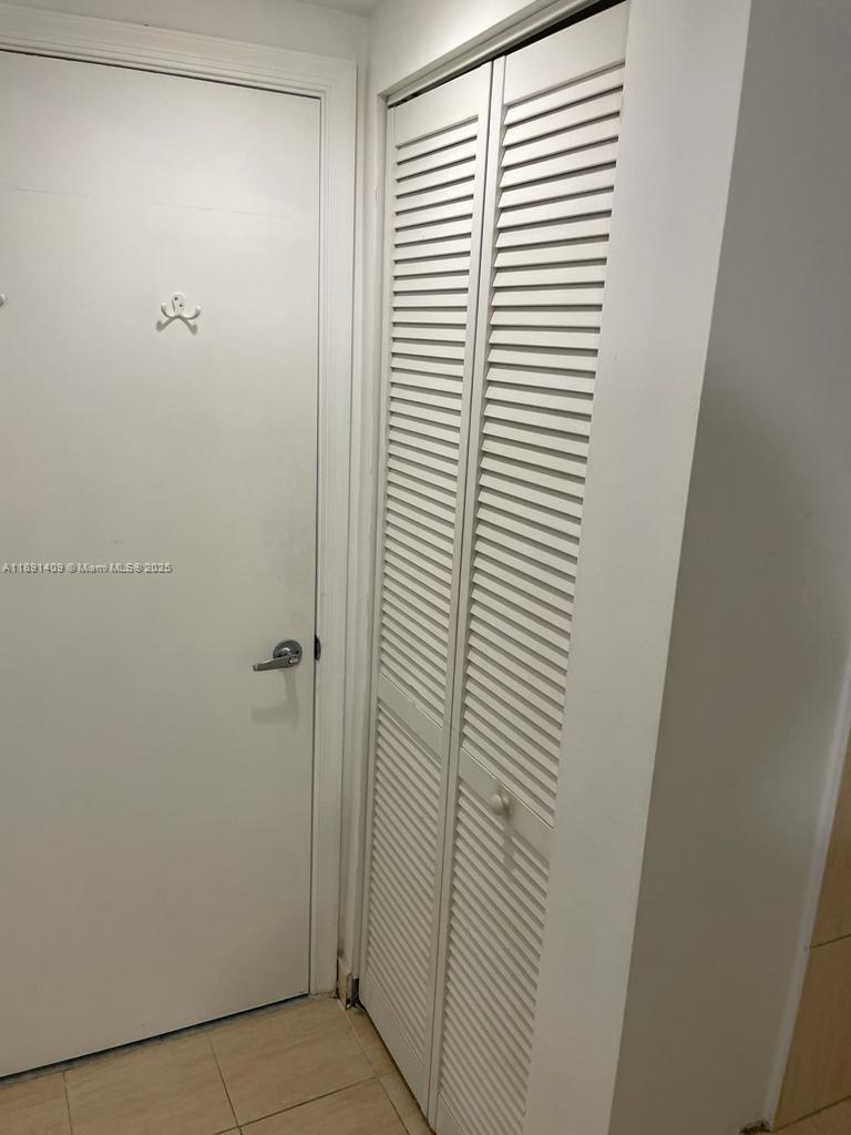 OPERA TOWER CONDO - Residential