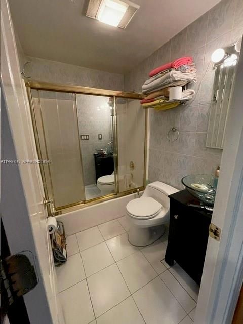 Tiny photo for 11 Rockne St new sprinsville, FL 10314 (MLS # A11997750)