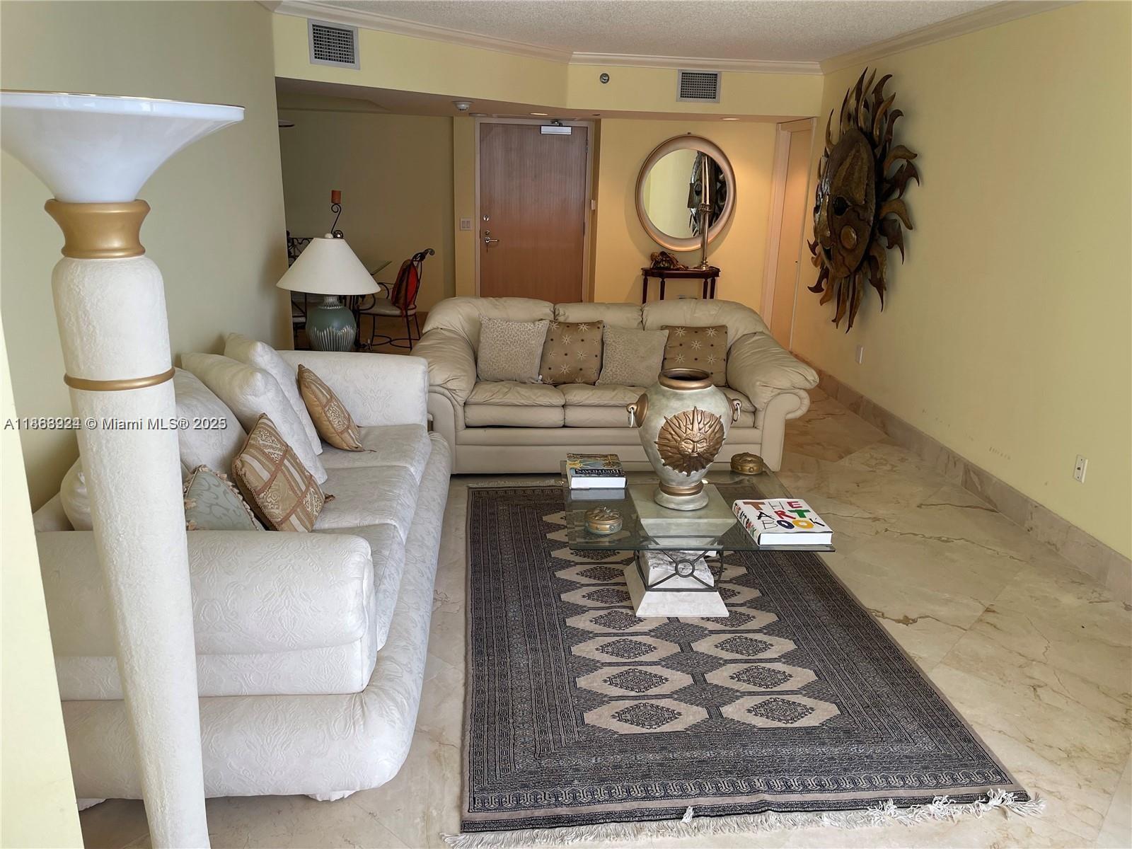16445 Collins Ave 1422