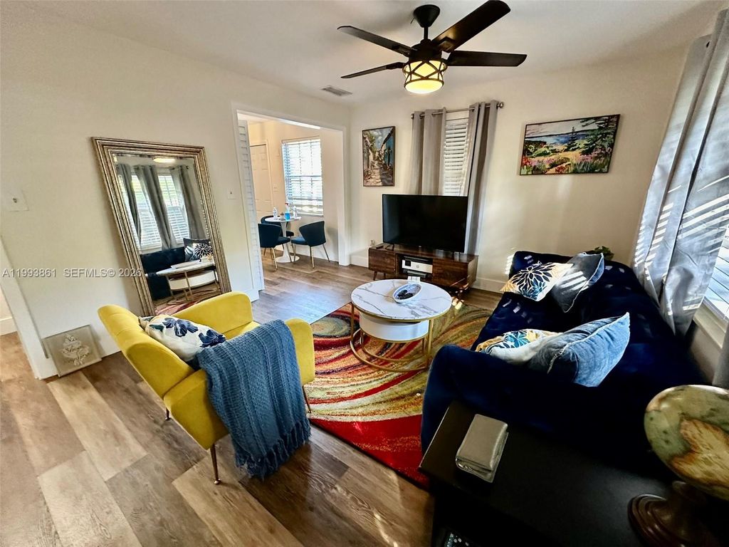 Photo of 1710 NE 5th Ct #1712, Fort Lauderdale, FL 33301 (MLS # A11993861)