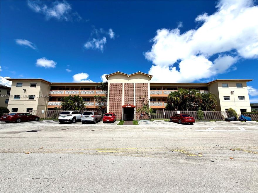 1 bedroom | 1.5 bathrooms on first floor with new vanities, new bathroom faucets, fresh paint, and new light fixtures. Features assigned parking, tile floors, and garden views. Community pool and laundry facilities. Ready to move in!