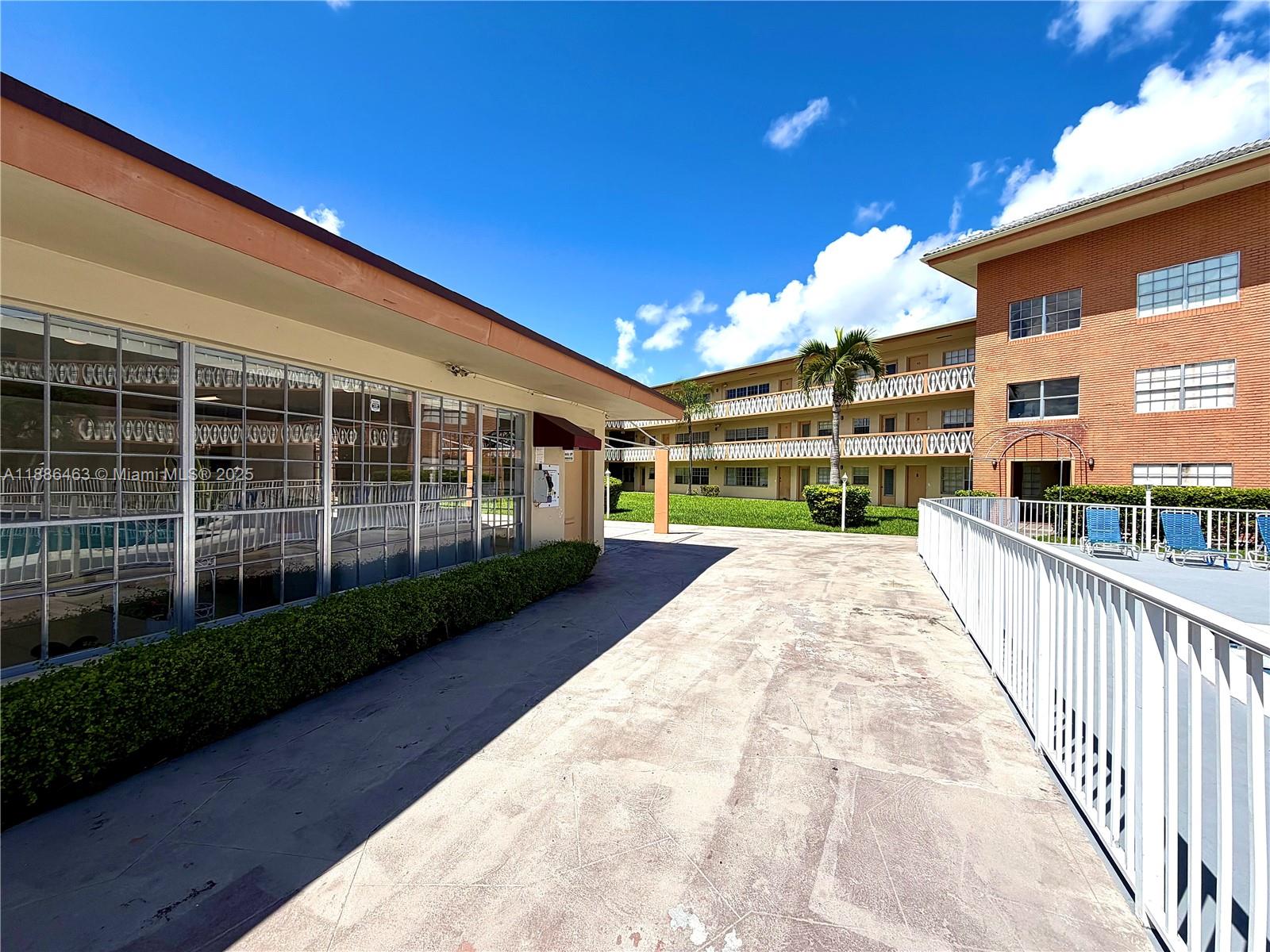 SUTTON HOUSE CONDO - Residential Lease
