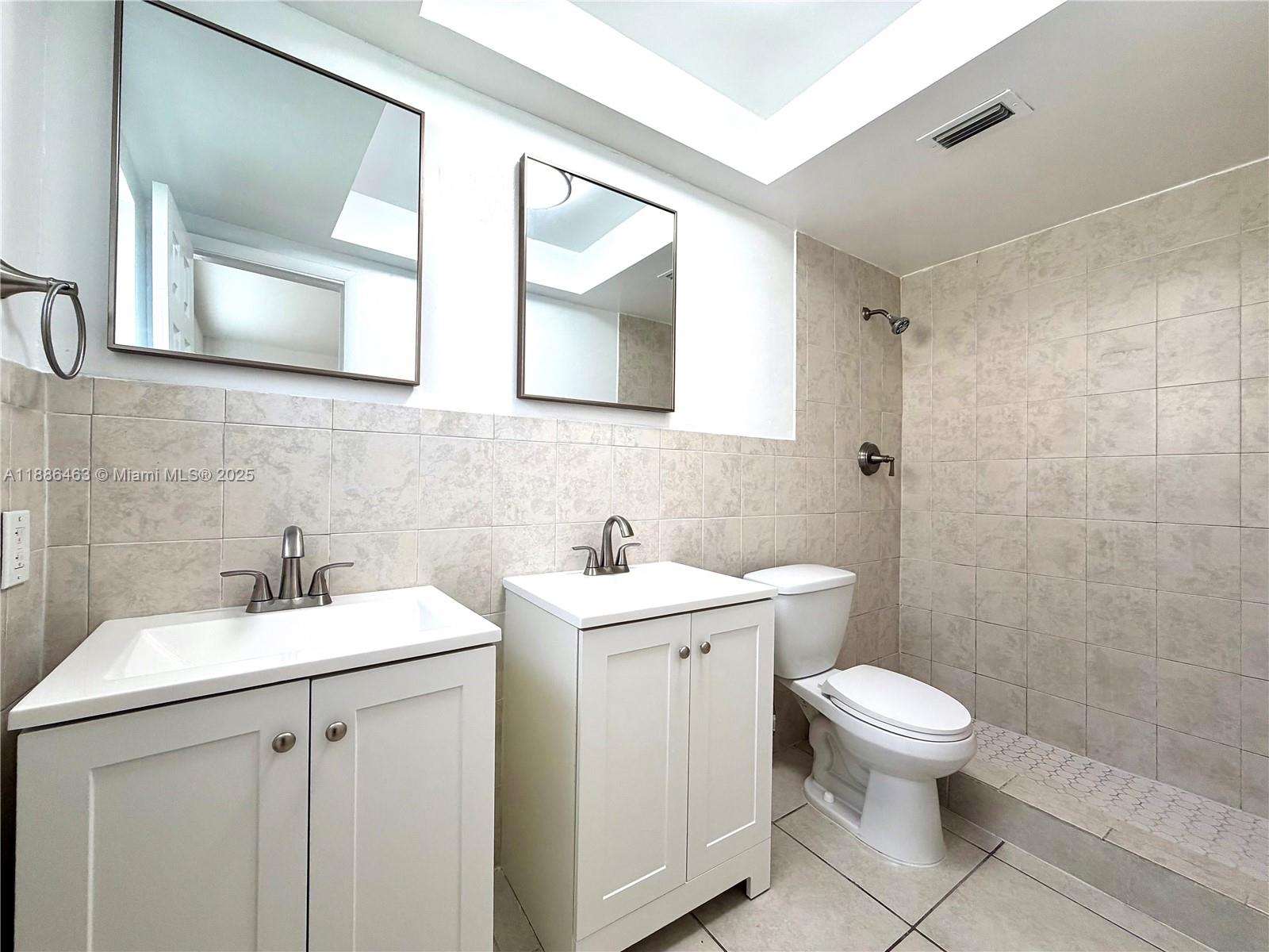 SUTTON HOUSE CONDO - Residential Lease