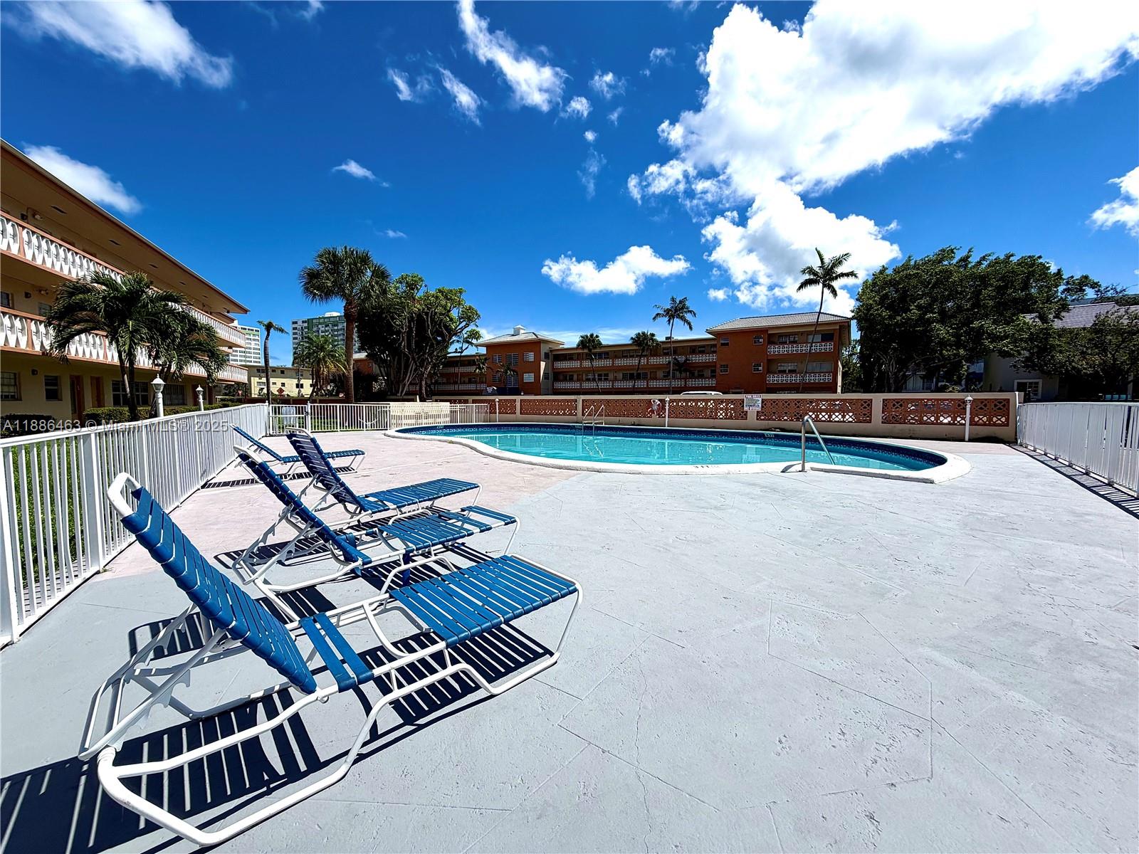 SUTTON HOUSE CONDO - Residential Lease