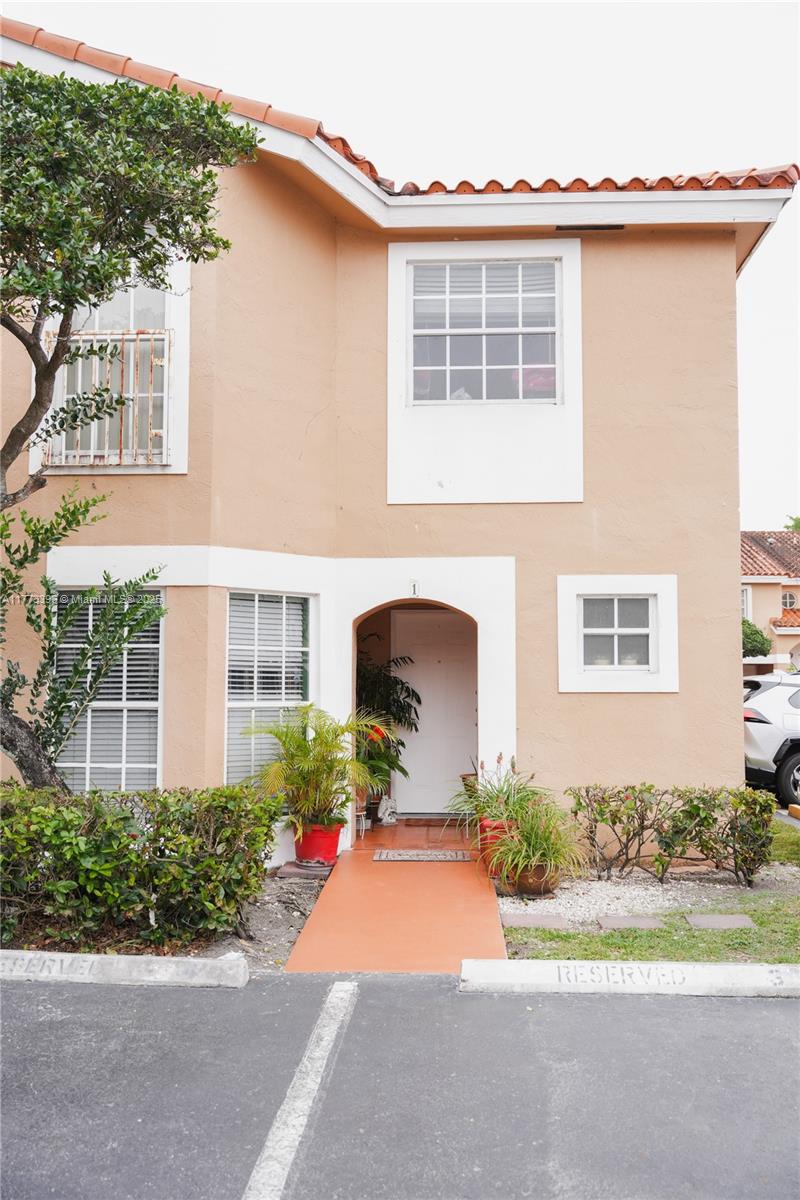 Spacious corner unit townhome located in the heart of Kendall at Sienna Villas. Perfect start up home featuring a private ample size patio, 3 baths, 3 bedroom, with an open-concept living area. Property is located in a community that offers a pool and near one of Miami most popular golf courses, Miccosukee Golf and Country Club. With it's prime location, this home offers a blend of comfort, convenience, and tranquility. Take advantage fast of this very popular and limited property in this area!