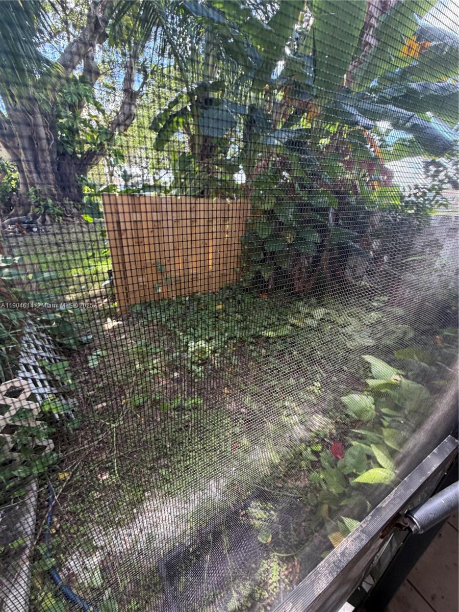 CUTLER CREEK VILLAGE COND - Residential Lease