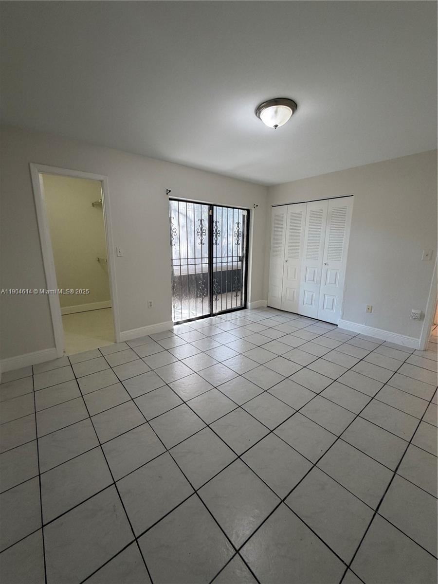 CUTLER CREEK VILLAGE COND - Residential Lease