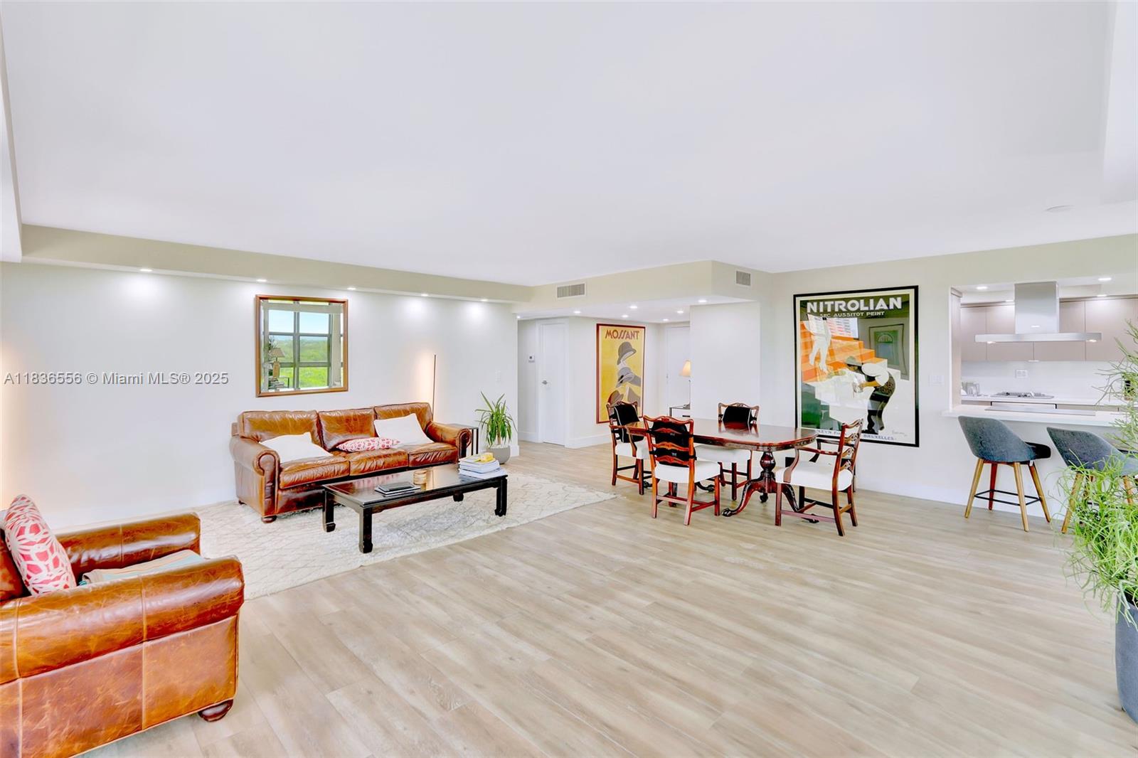 1121 Crandon Blvd E708