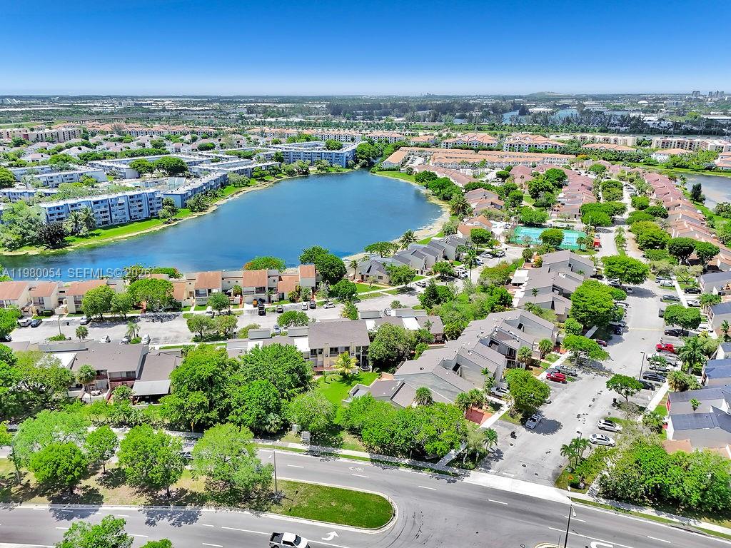 OAKVIEW CONDO NO 2 - Residential