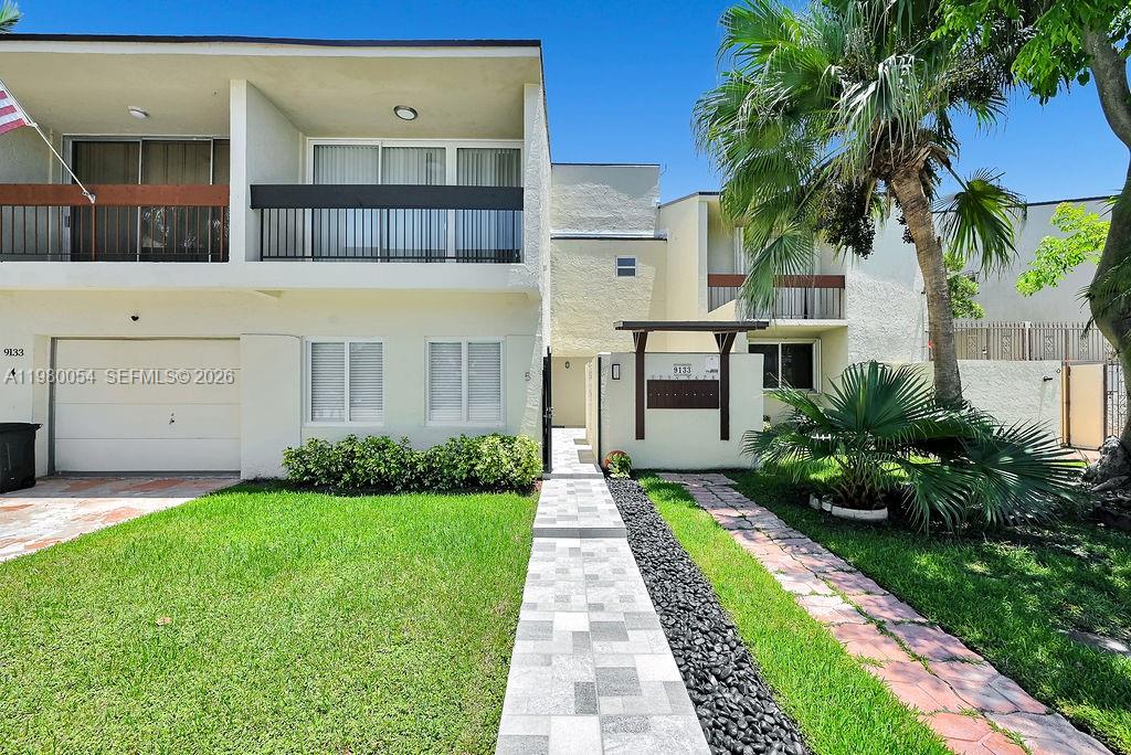 OAKVIEW CONDO NO 2 - Residential