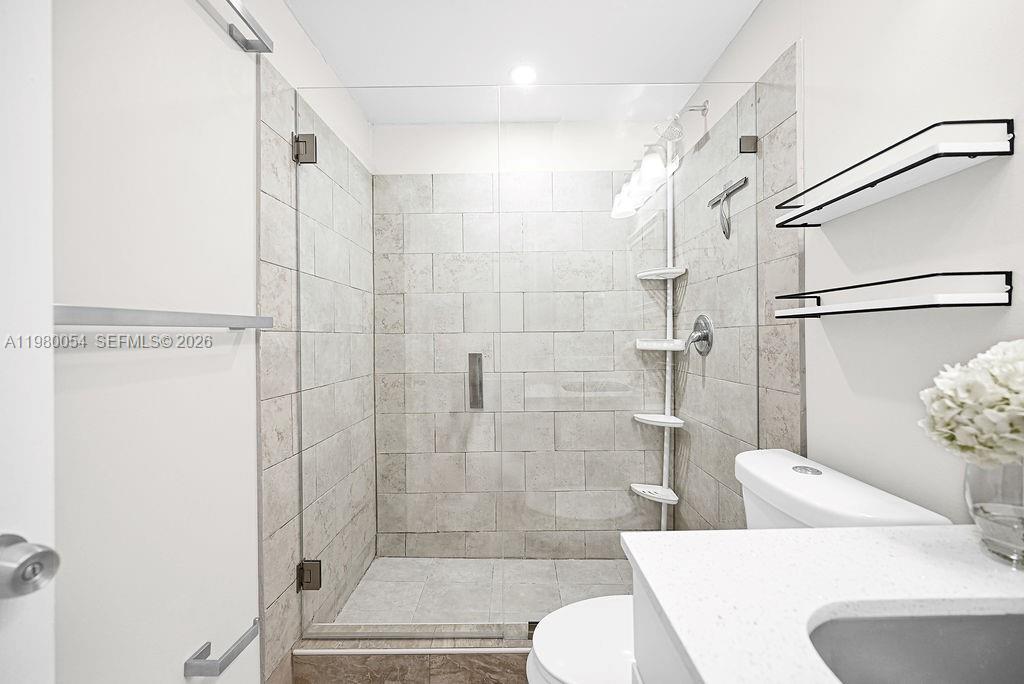 OAKVIEW CONDO NO 2 - Residential