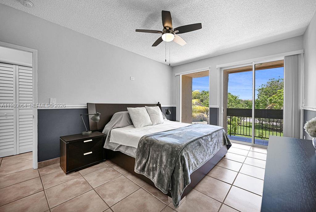 OAKVIEW CONDO NO 2 - Residential