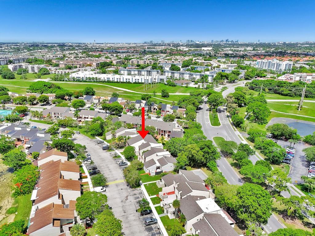 OAKVIEW CONDO NO 2 - Residential