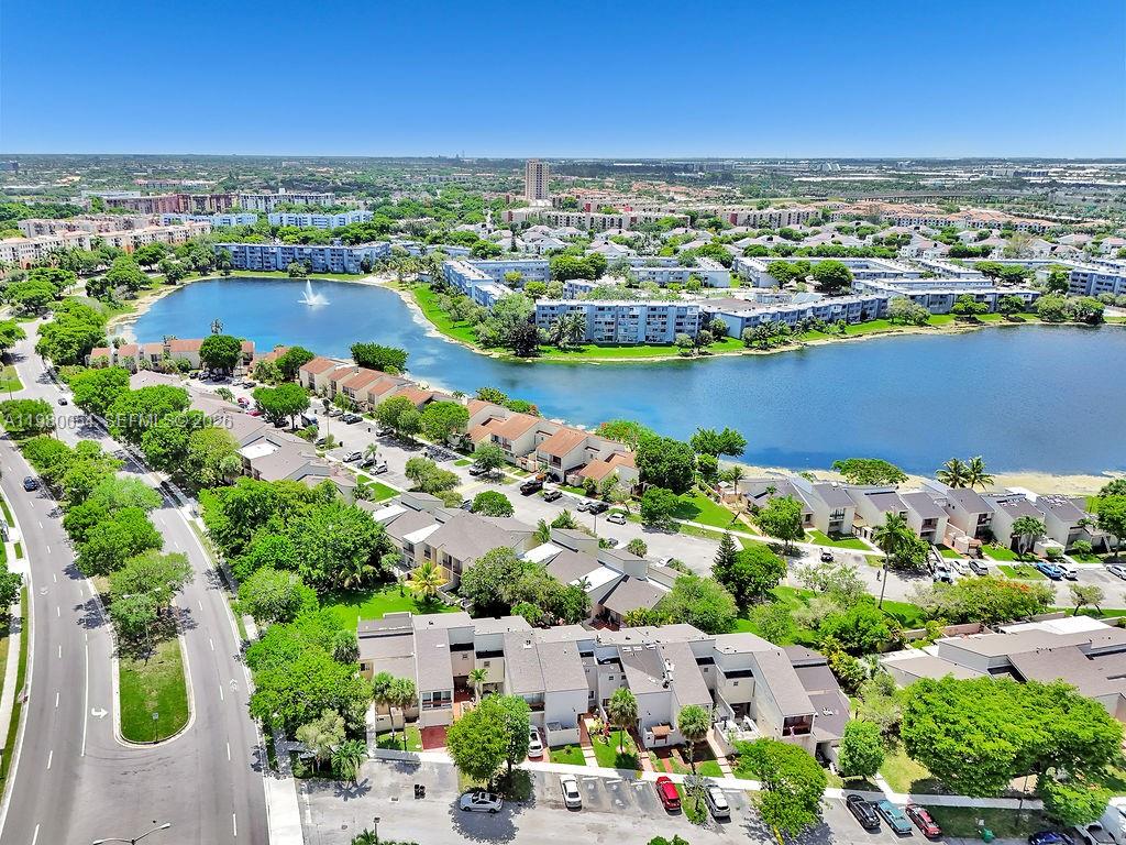 OAKVIEW CONDO NO 2 - Residential