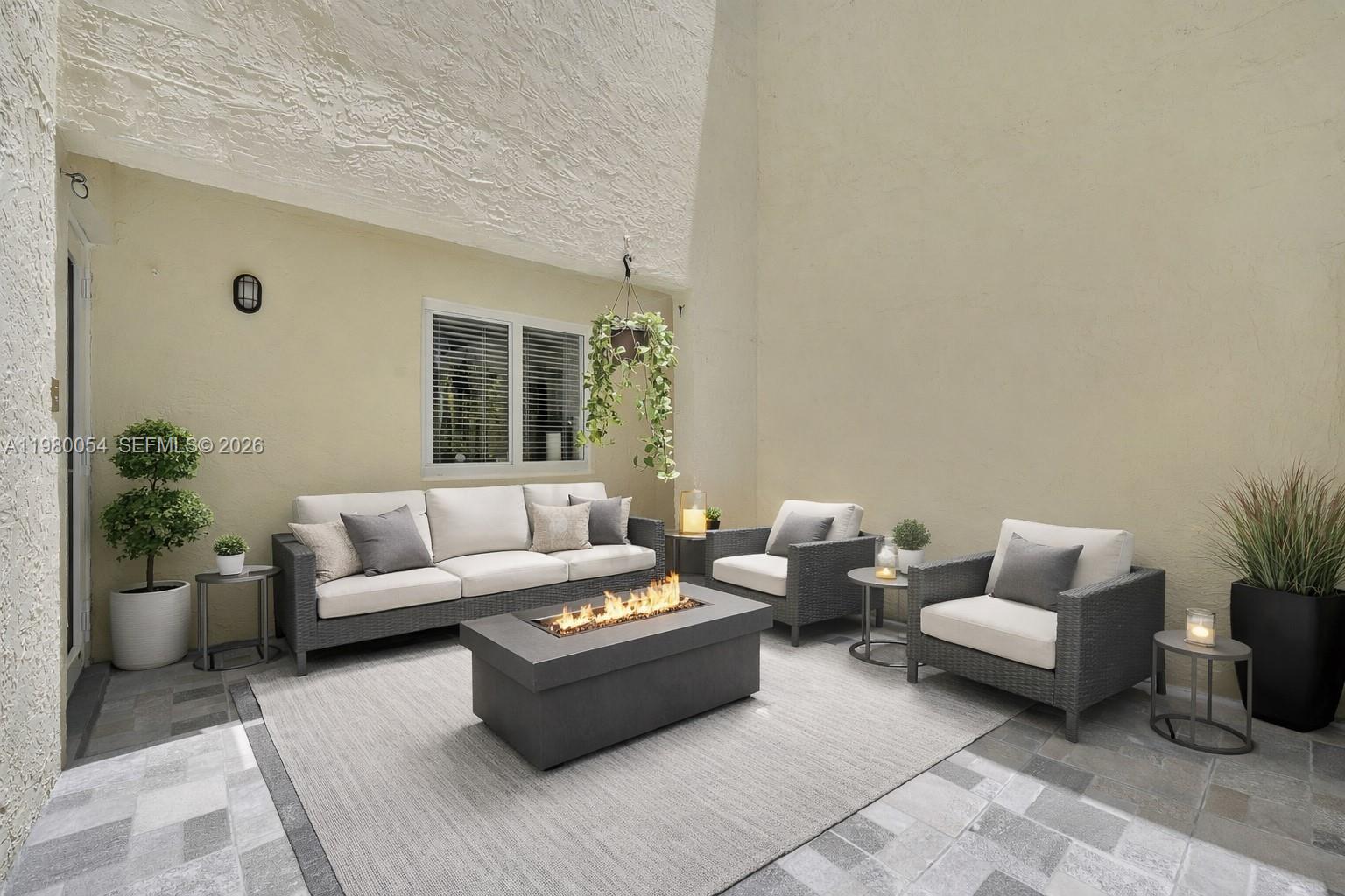 OAKVIEW CONDO NO 2 - Residential