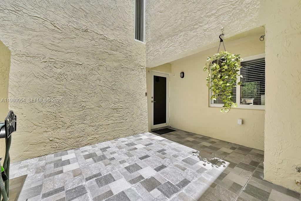 OAKVIEW CONDO NO 2 - Residential