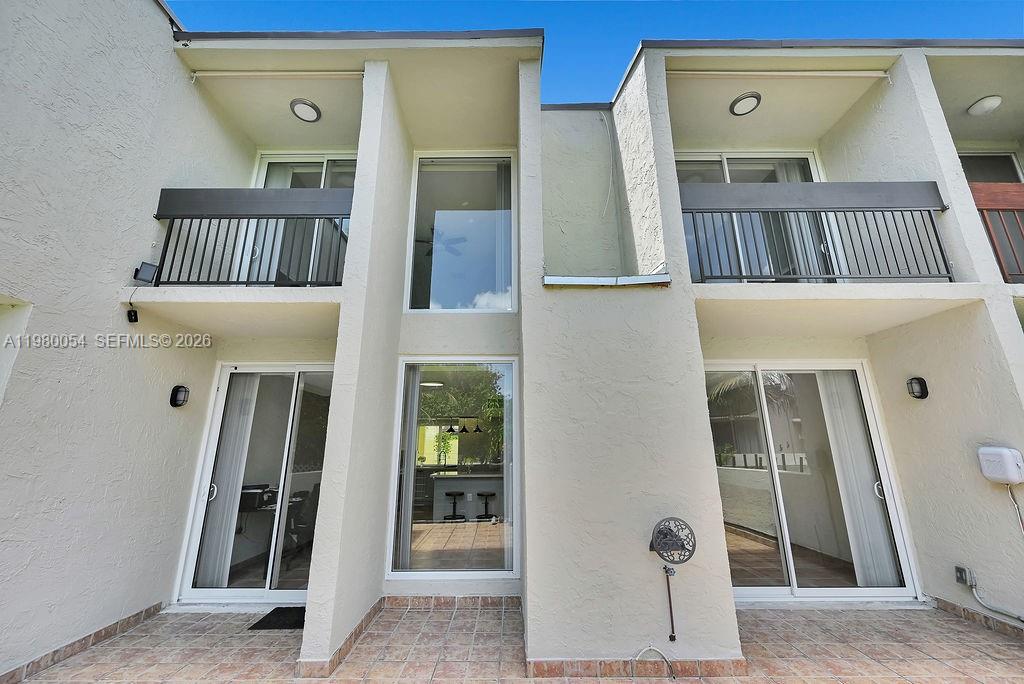 OAKVIEW CONDO NO 2 - Residential