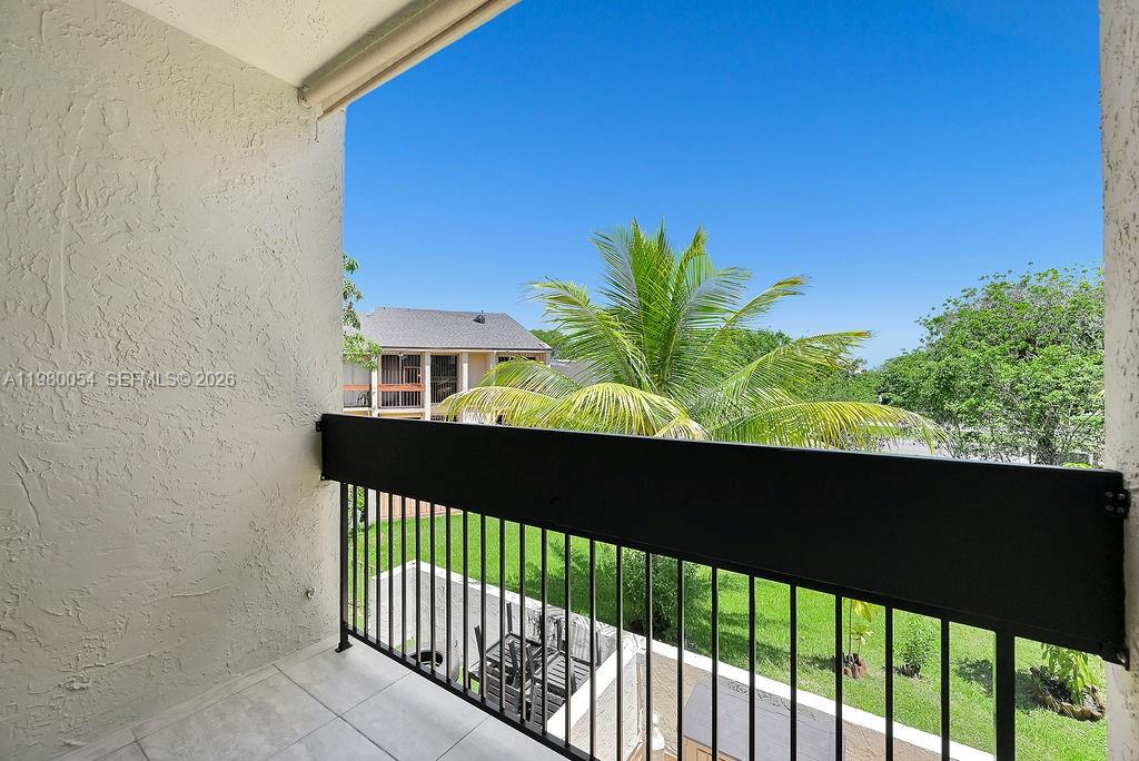 OAKVIEW CONDO NO 2 - Residential