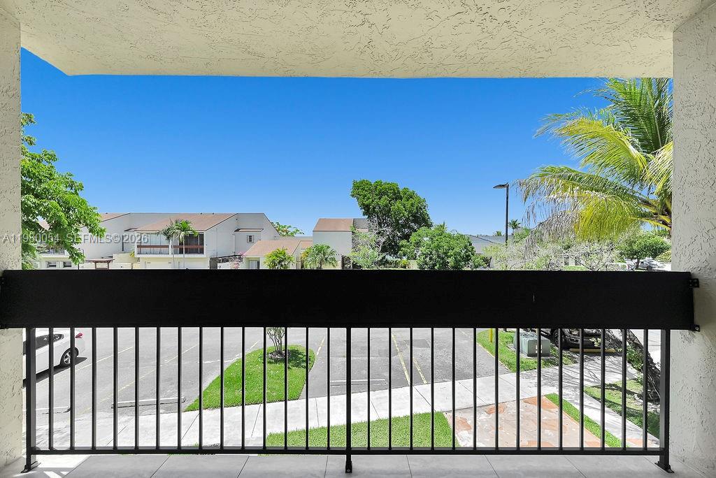 OAKVIEW CONDO NO 2 - Residential