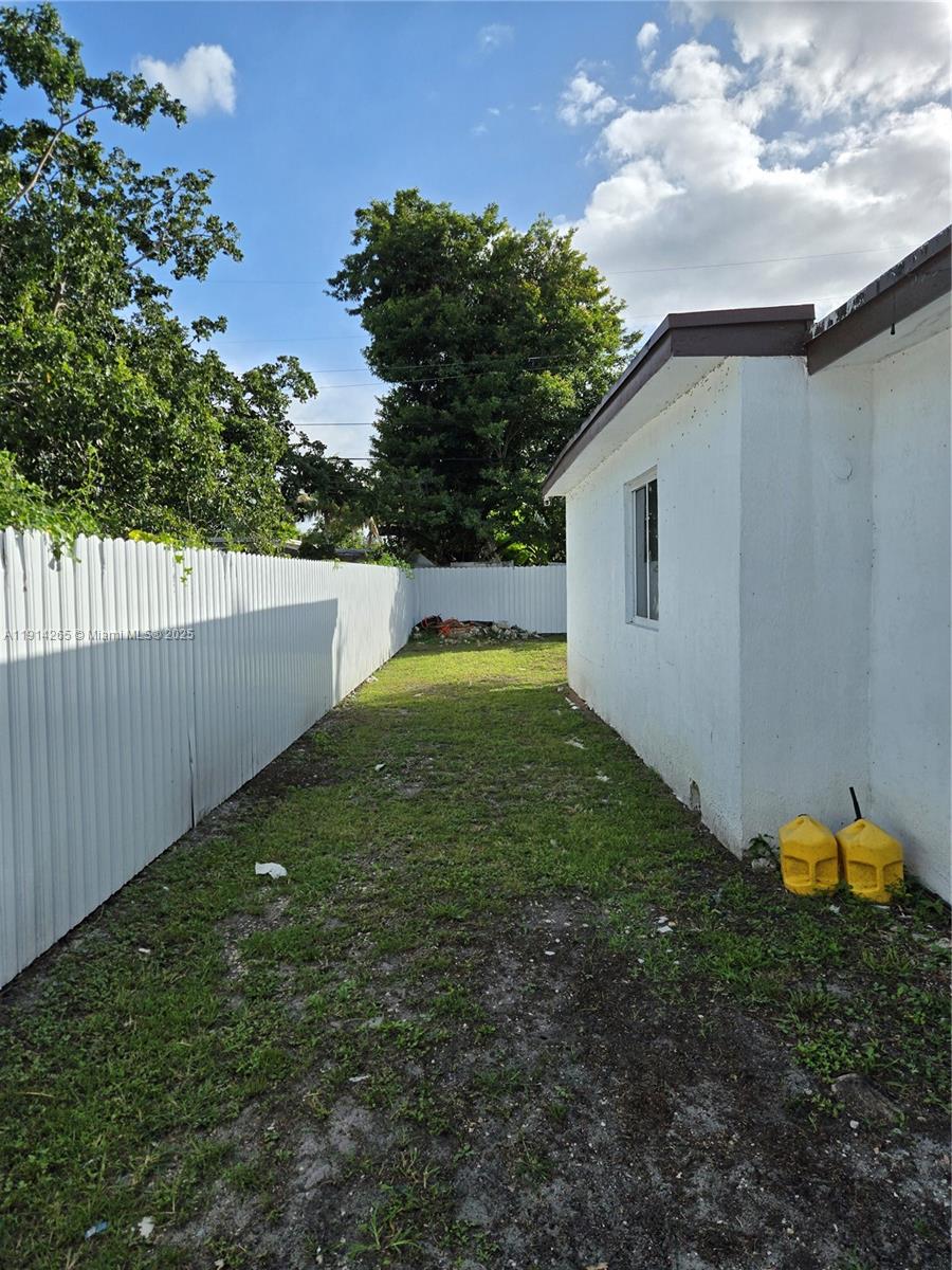 GUNTON HEIGHTS - Residential Lease