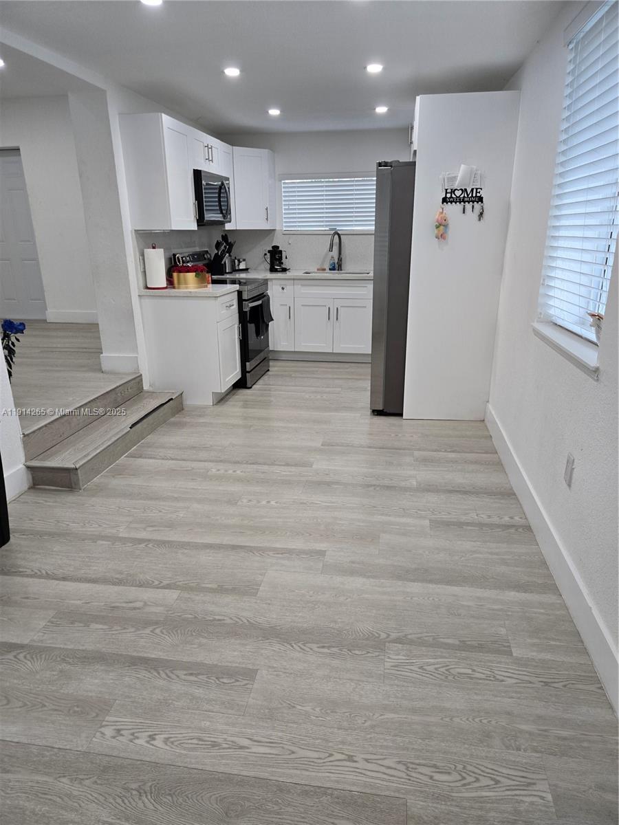 GUNTON HEIGHTS - Residential Lease