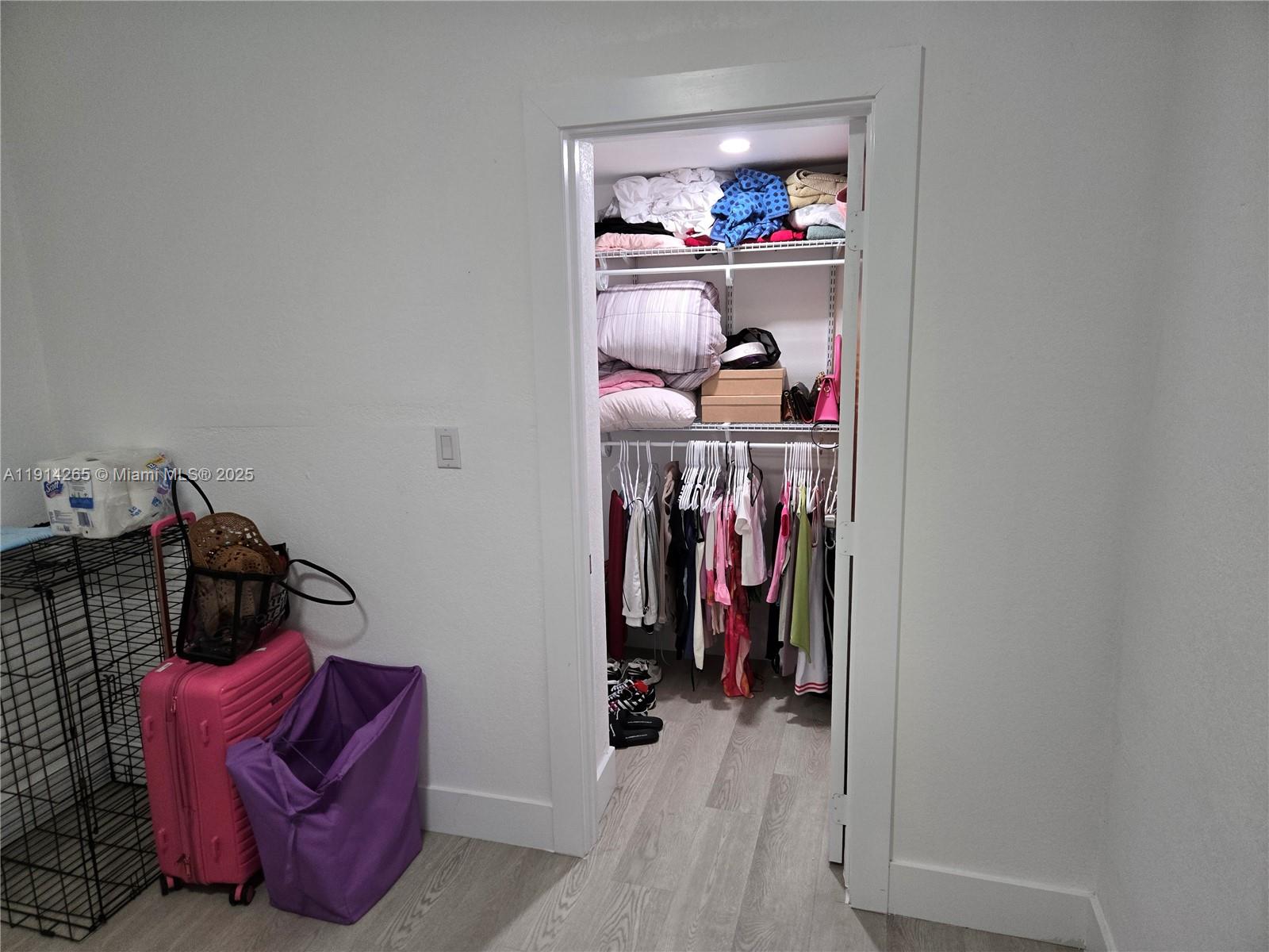 GUNTON HEIGHTS - Residential Lease