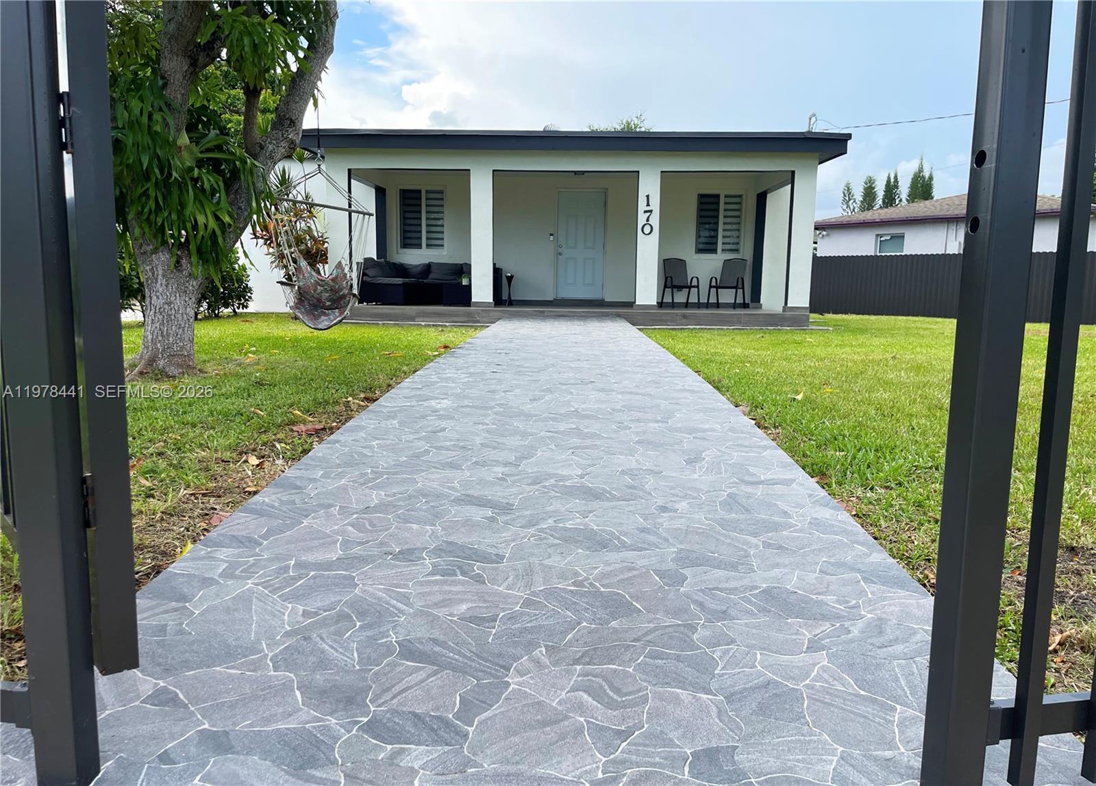 FAIRLAWN - Residential Lease